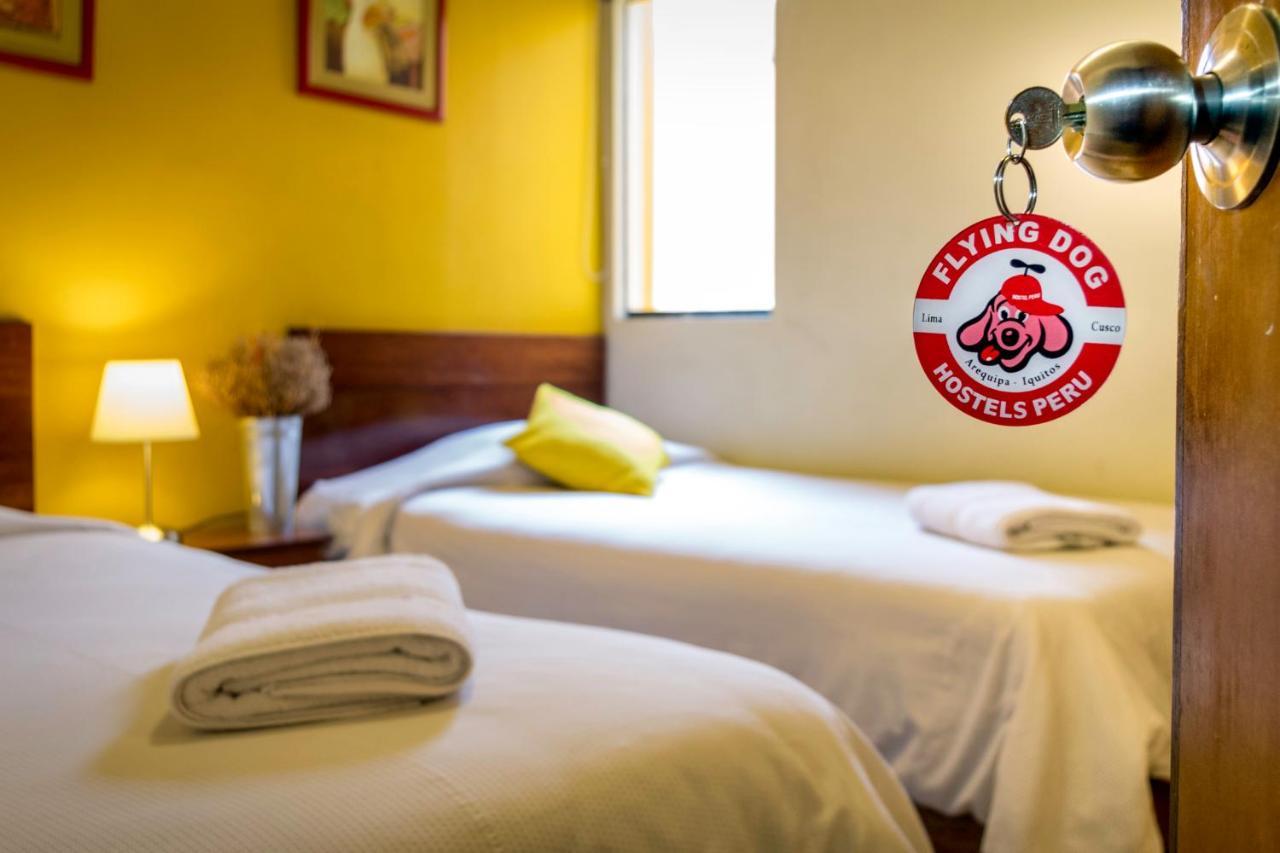Flying Dog Hostel Лима Екстериор снимка