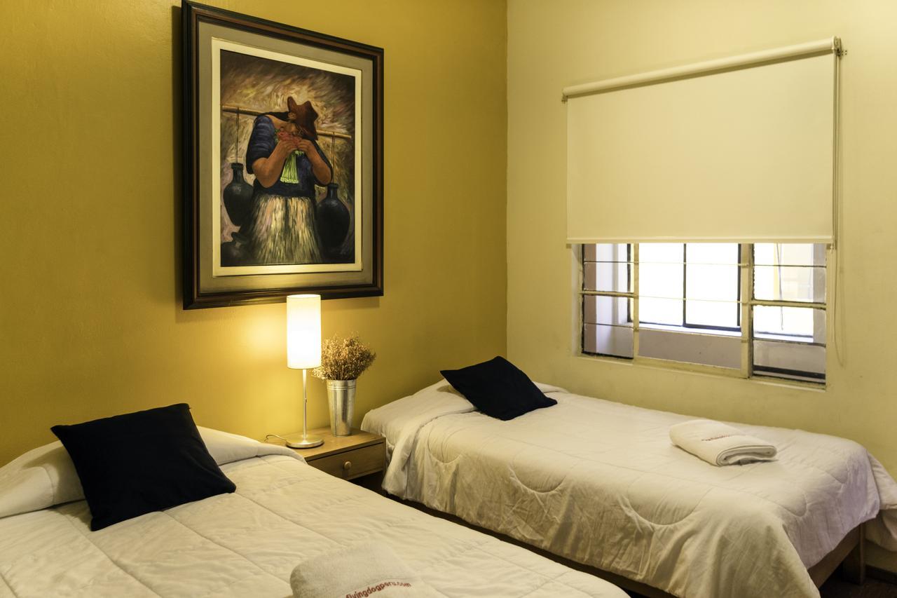 Flying Dog Hostel Лима Екстериор снимка